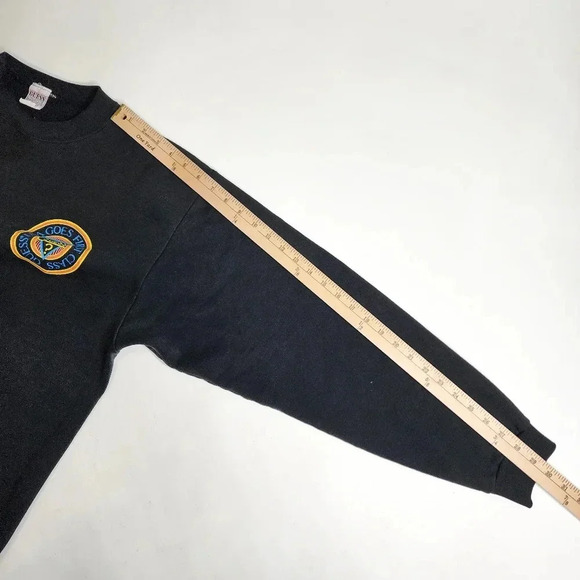 Vintage Guess First Class Sweatshirt Spellout Size Medium Distressed USA - Picture 5 of 10